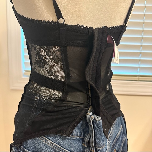 NWT Adore me Black Lace Bustier Camisole with Garter Straps - Picture 5 of 7